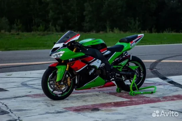 Сочный Kawasaki ninja продают в Барнауле за 500 тыс. рублей