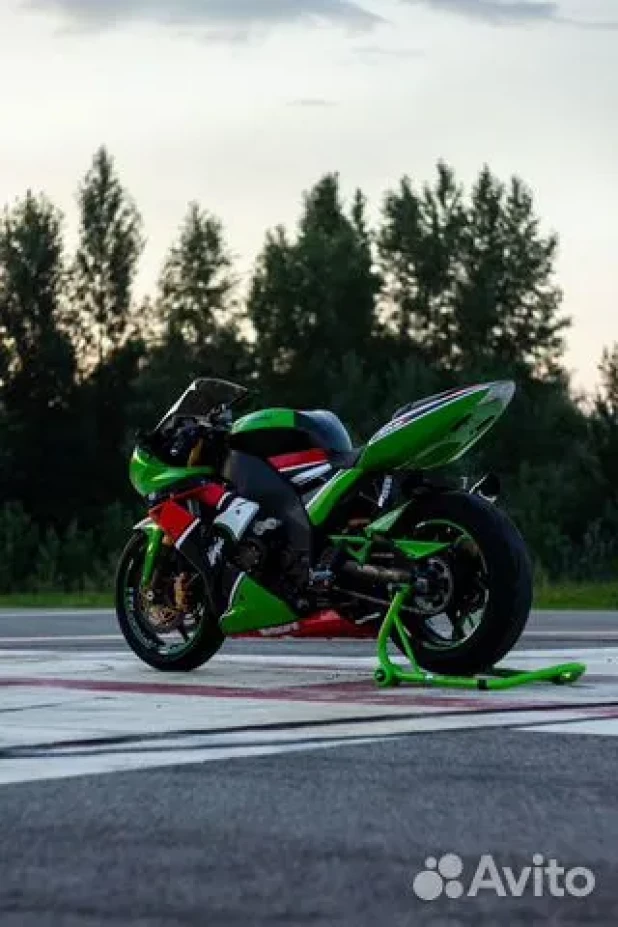 Сочный Kawasaki ninja продают в Барнауле за 500 тыс. рублей