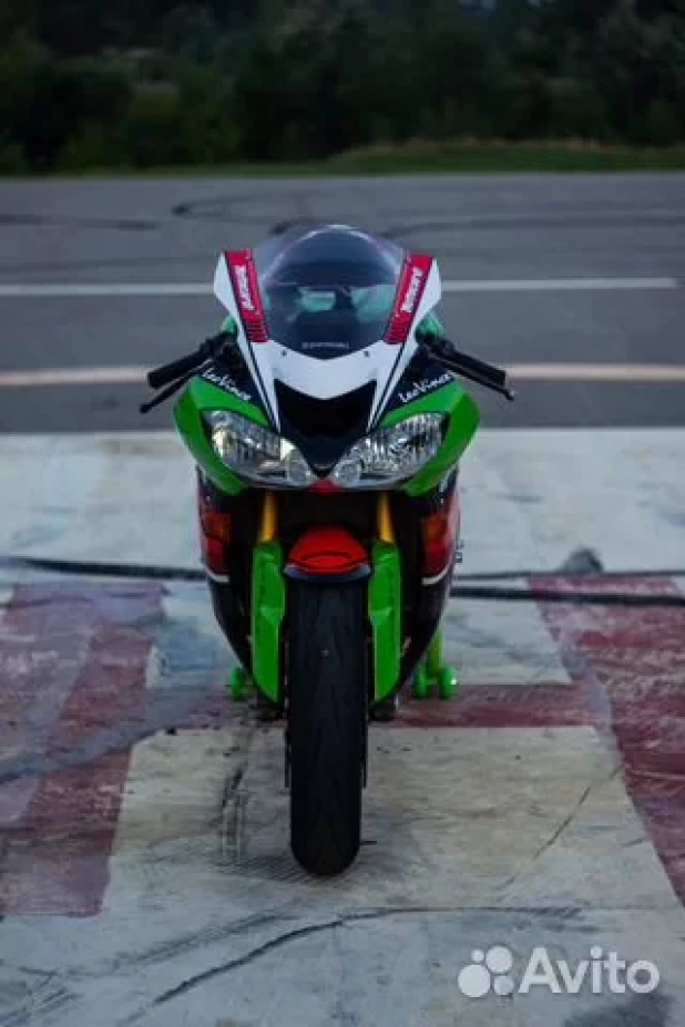 Сочный Kawasaki ninja продают в Барнауле за 500 тыс. рублей