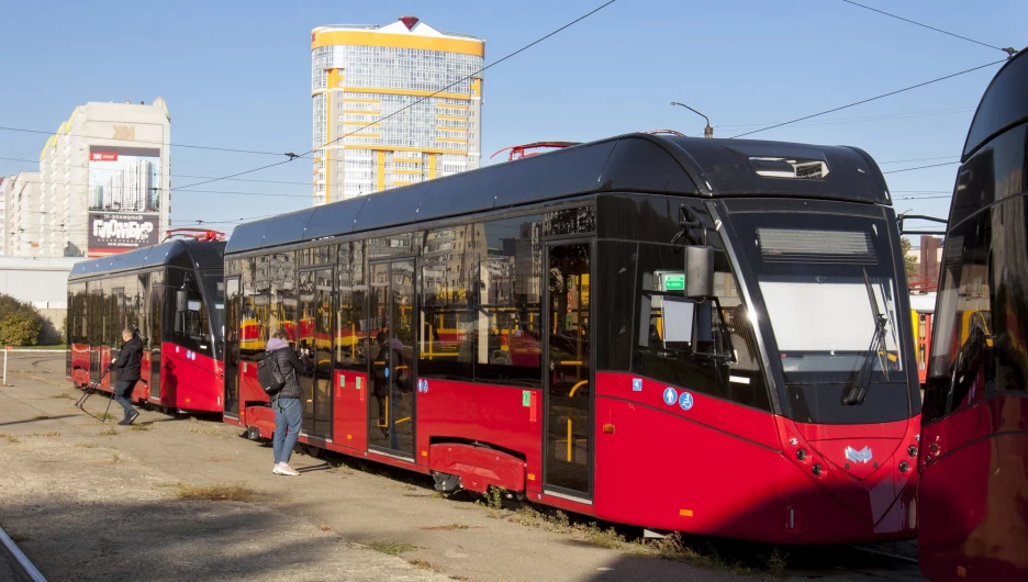 Новые трамваи выехали на улицы Барнаула без пассажиров