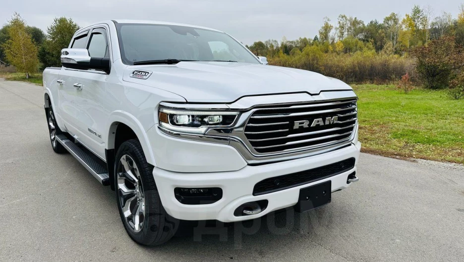 RAM 1500.