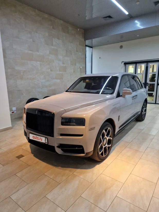 Rolls-Royce Cullinan Black Badge, 2021.