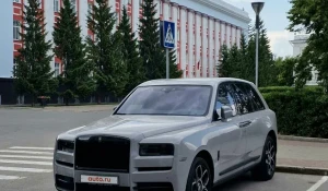 Rolls-Royce Cullinan Black Badge, 2021.