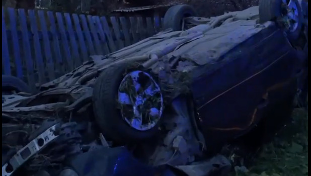 Жесткая авария с перевернутой машиной произошло на Алтае.