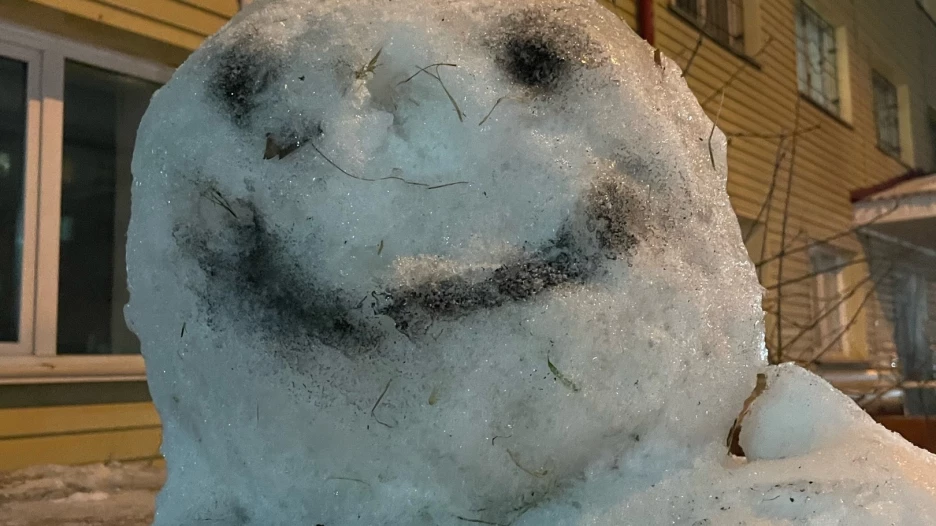 Снеговик в Барнауле.