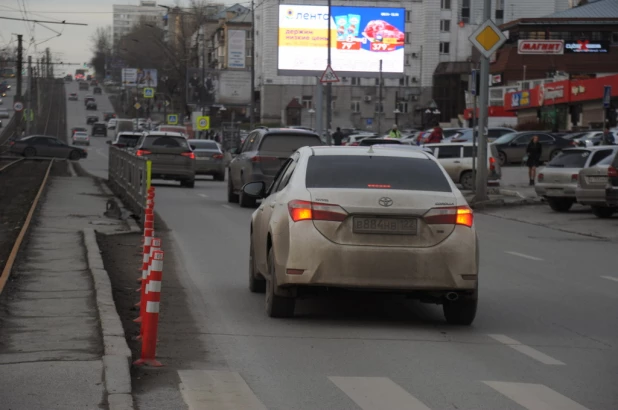 Перекресток на пр. Красноармейском. 