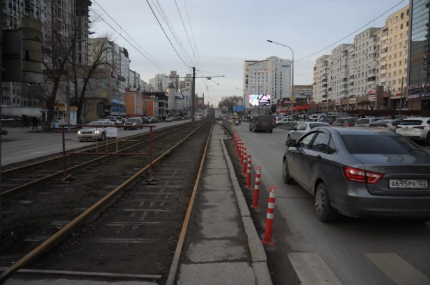 Перекресток на пр. Красноармейском. 