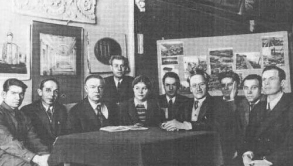 Преподаватели НИСИ: Михаил Юдин (третий справа).