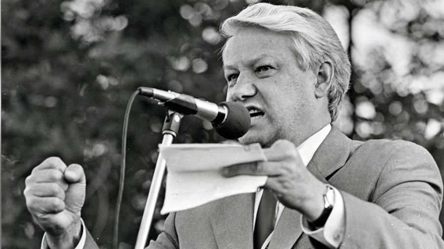Борис Ельцин, 6 июня 1989 года. На митинге в поддержку Андрея Сахарова в Лужниках.