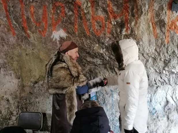 Первый "Географический диктант" в Денисовой пещере.