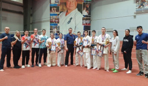 Алтайские спортсмены завоевали шесть медалей на Всероссийских соревнованиях по кекусинкай. 