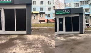 Киоск на тротуаре в Барнауле