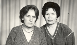 Доктор искусствоведения Тамара Степанская (справа).