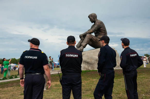 Полиция на Шукшинском фестивале. 