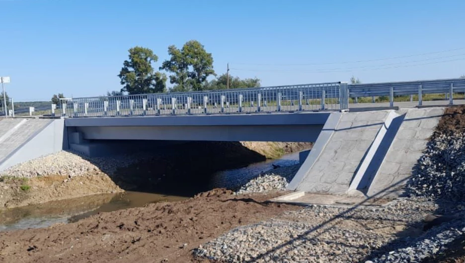 Мост через безымянный ручей отремонтировали в Алтайском крае за 54,4 млн рублей