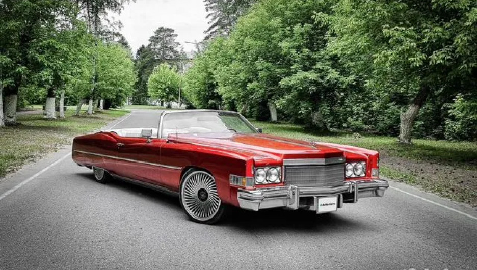Что за красненький Cadillac продают в Барнауле за 3,3 млн рублей. 
