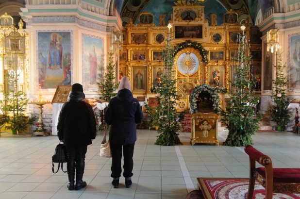 Рождественский вертеп в Покровском соборе.