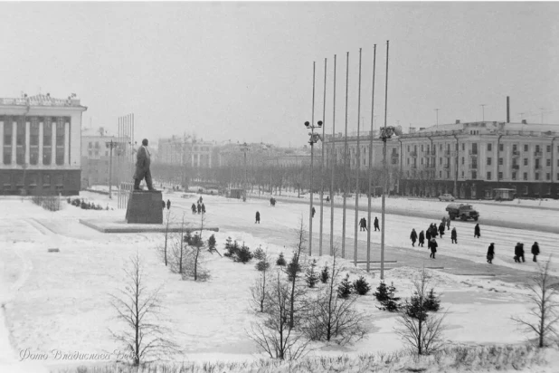 Зимний Барнаул. Площадь Советов, 1969-1970 года.