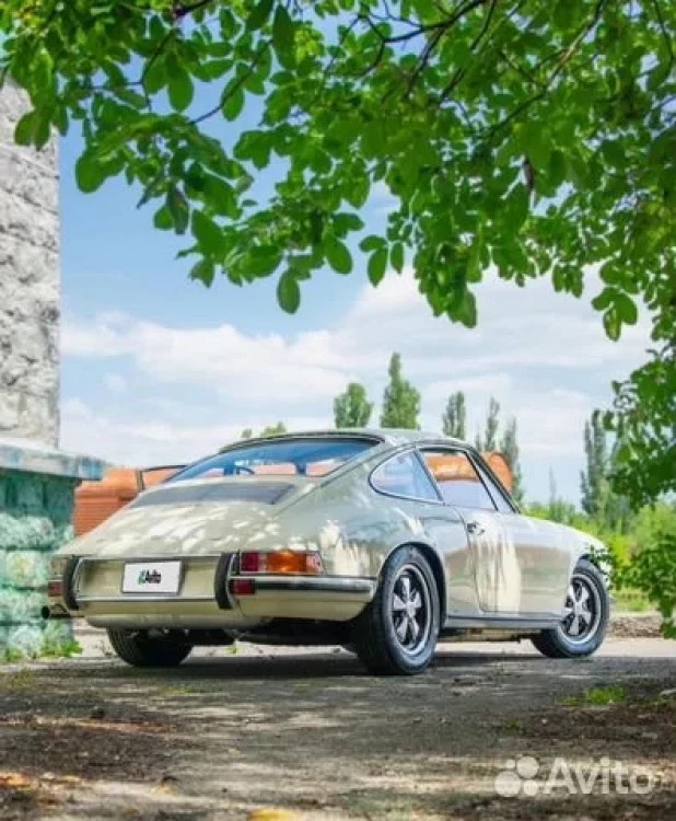 Старенький, но спортивный Porsche продают в Сибири за 13 млн рублей.