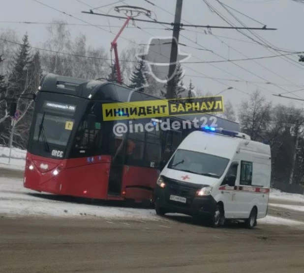 ДТП с трамваем в Барнауле