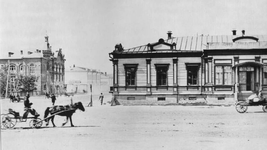 Дом главного командира Колывано-Воскресенских заводов (ныне ТЦ "Старый город".