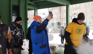 Шеф-повар Василий Емельяненко в Изумрудном парке. 