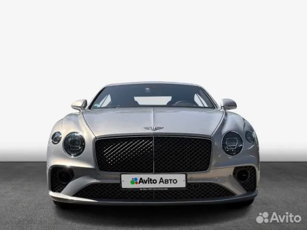 Идеальный Bentley Continental продают в Сибири за 27 млн рублей. 