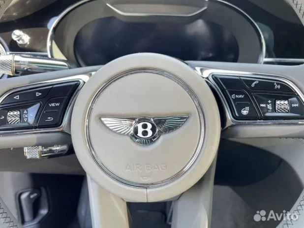 Идеальный Bentley Continental продают в Сибири за 27 млн рублей. 