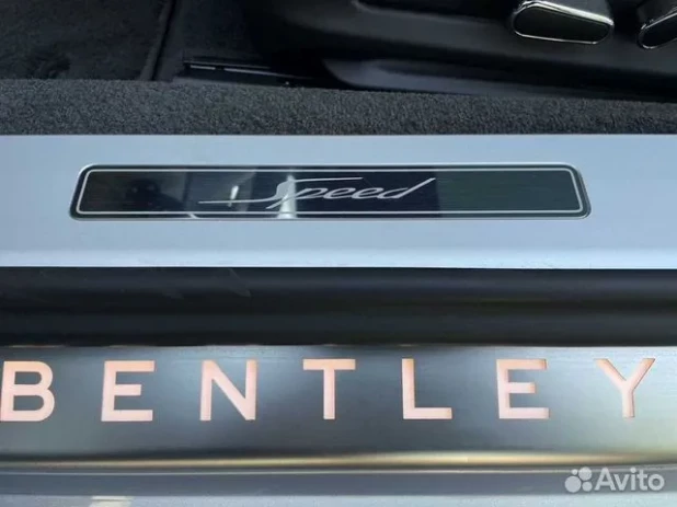 Идеальный Bentley Continental продают в Сибири за 27 млн рублей. 