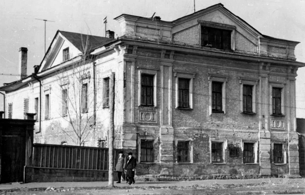 Мариинский детский приют для девочек-сирот. 1960-е гг.