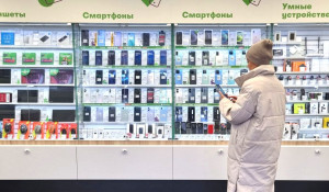 В Сибири в этом году чаще всего в качестве подарка мужчинам к 23 февраля выбирали внешние портативные аккумуляторы.