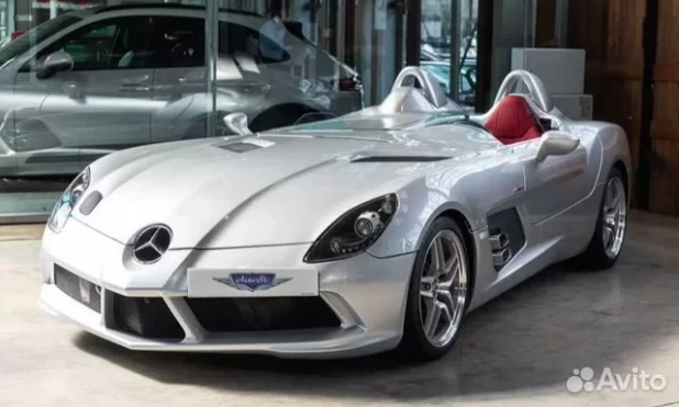 Mercedes-Benz SLR McLaren. 