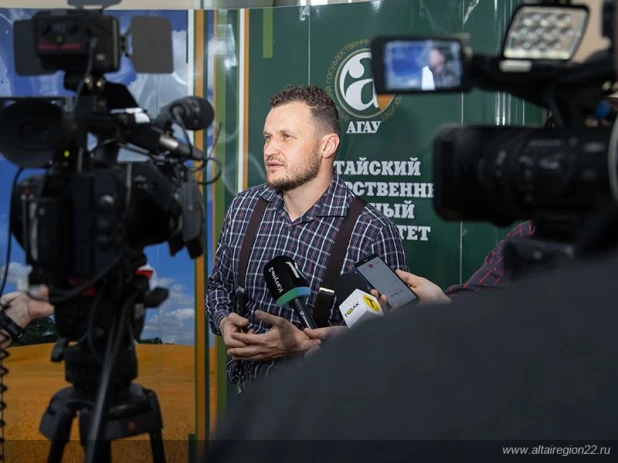 Встреча с Олегом Сиротой в Барнауле. 