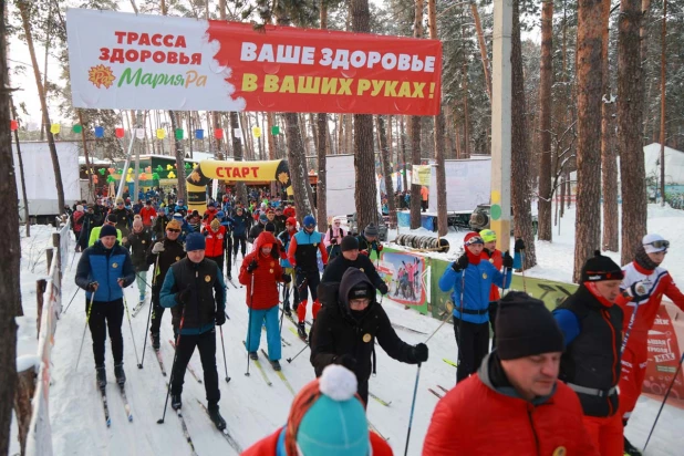 3 марта состоялся праздничный лыжный марафон с дистанцией 50 км.