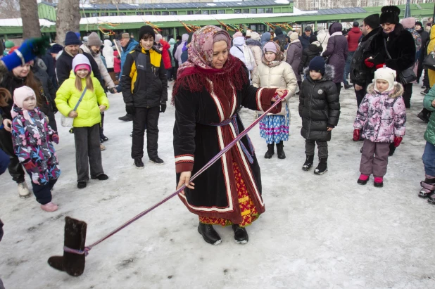 Масленица в Изумрудном парке