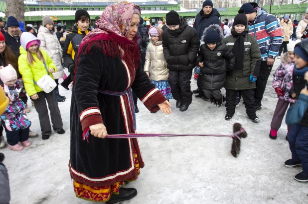 Масленица в Изумрудном парке