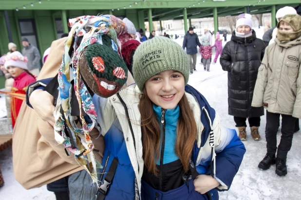 Масленица в Изумрудном парке