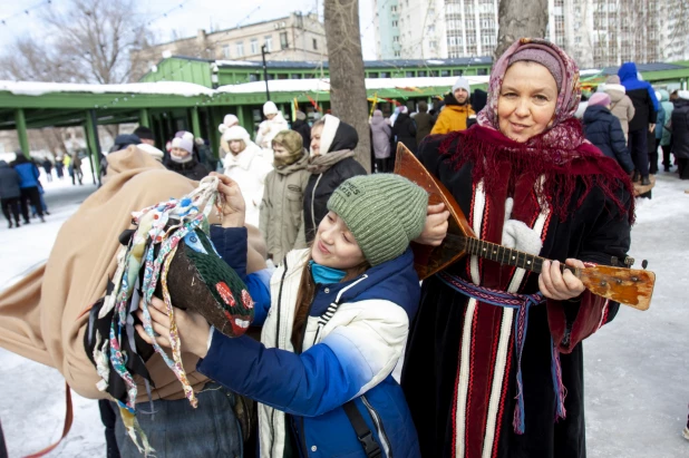 Масленица в Изумрудном парке