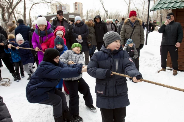 Масленица в Изумрудном парке