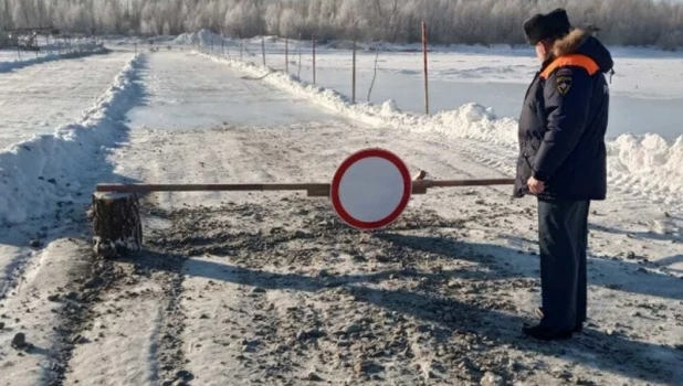 В Алтайском крае закрыли две ледовые переправы. 