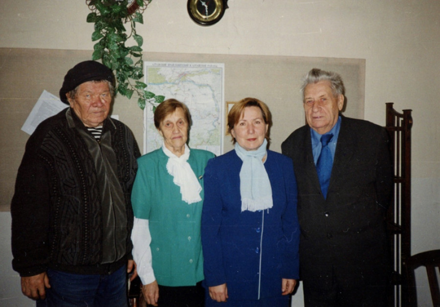 Борис Кадиков, Наталья Цехановская, Елена Грехова, Алексей Малолетко (справа).