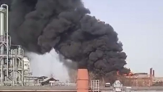 Пожар на территории завода "Элетроизолит".