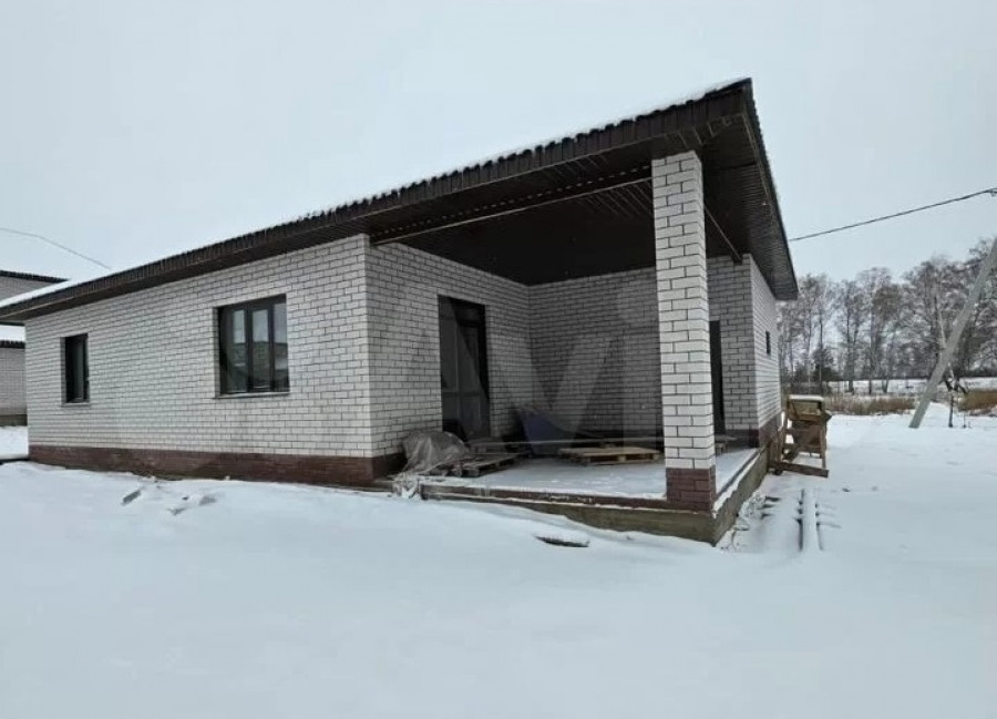 Дом в Палитре за 8,2 млн рублей.