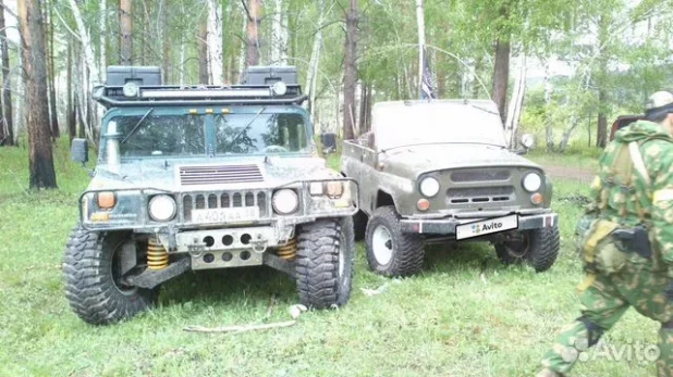 Брутальный Hummer продают в Сибири за 5,5 млн рублей. 