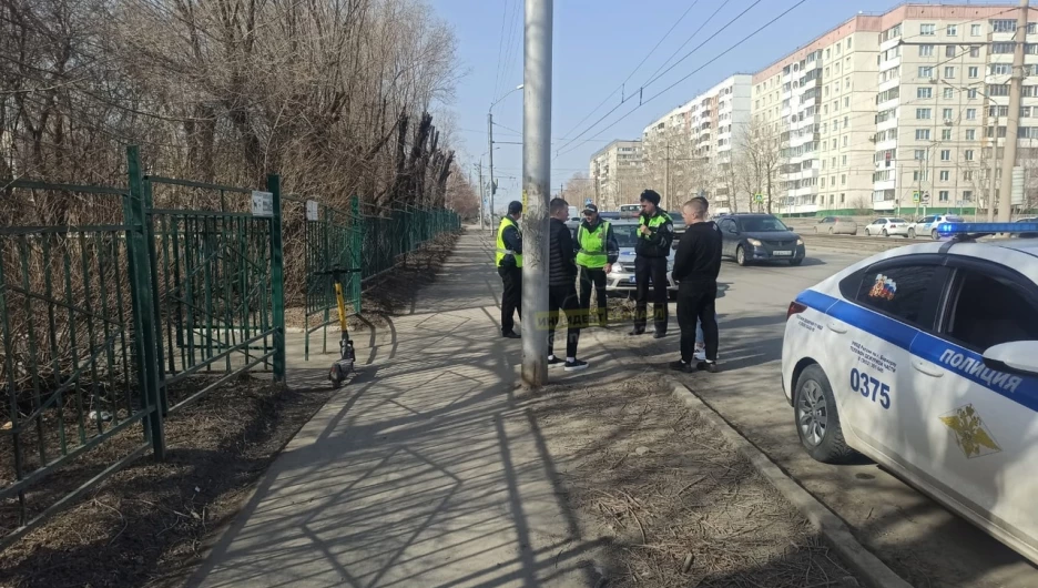 Парень на электросамокате сбил мальчика в Барнауле
