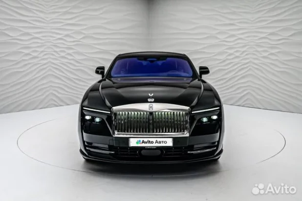 Что за новенький Rolls-Royce продают в Сибири за 100 млн рублей. 