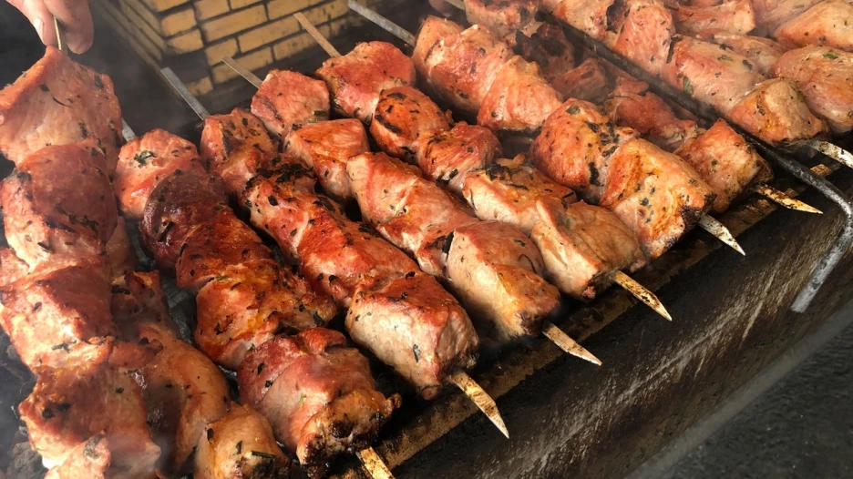 Кафе «У Григорича» работает на прежнем месте.