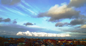 Над Барнаулом проплывали завораживающие облака. 