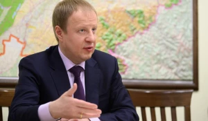 Губернатор Виктор Томенко.