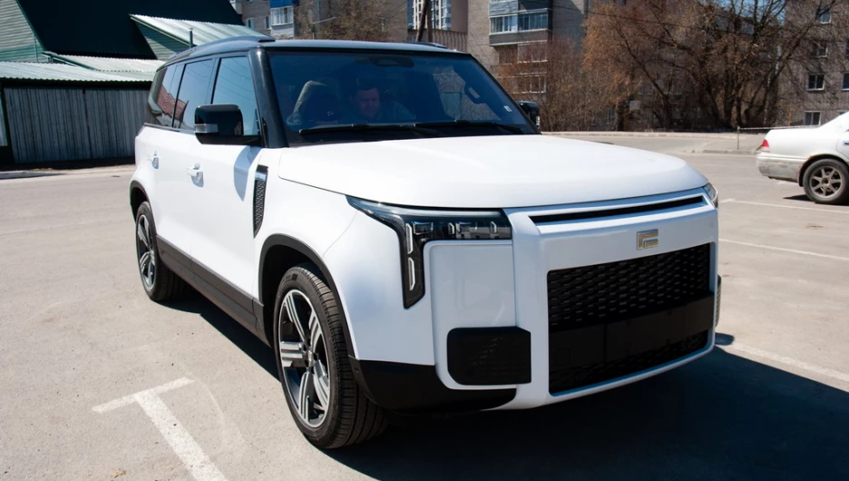 Тест-драйв автомобиля Polar Stone.